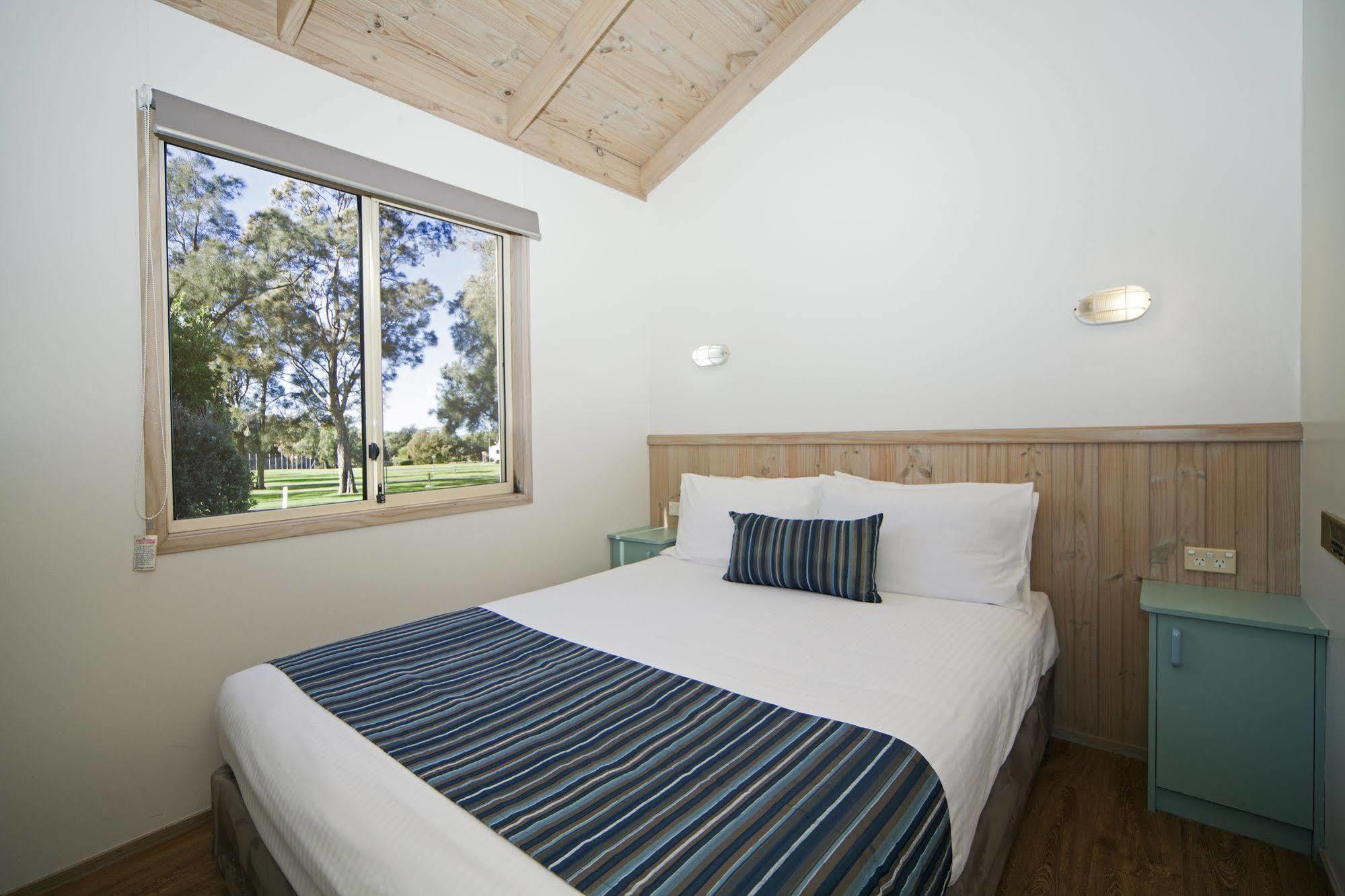 Hôtel Holiday Haven Culburra Beach Extérieur photo